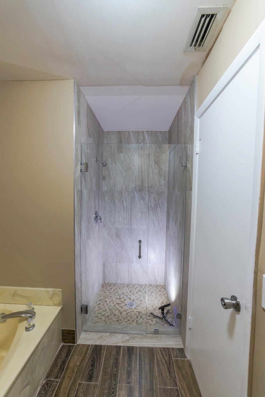 SAWGRASS ESTATES - Residential Lease