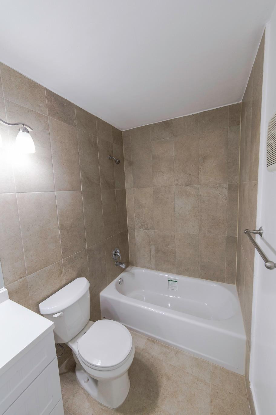 SAWGRASS ESTATES - Residential Lease