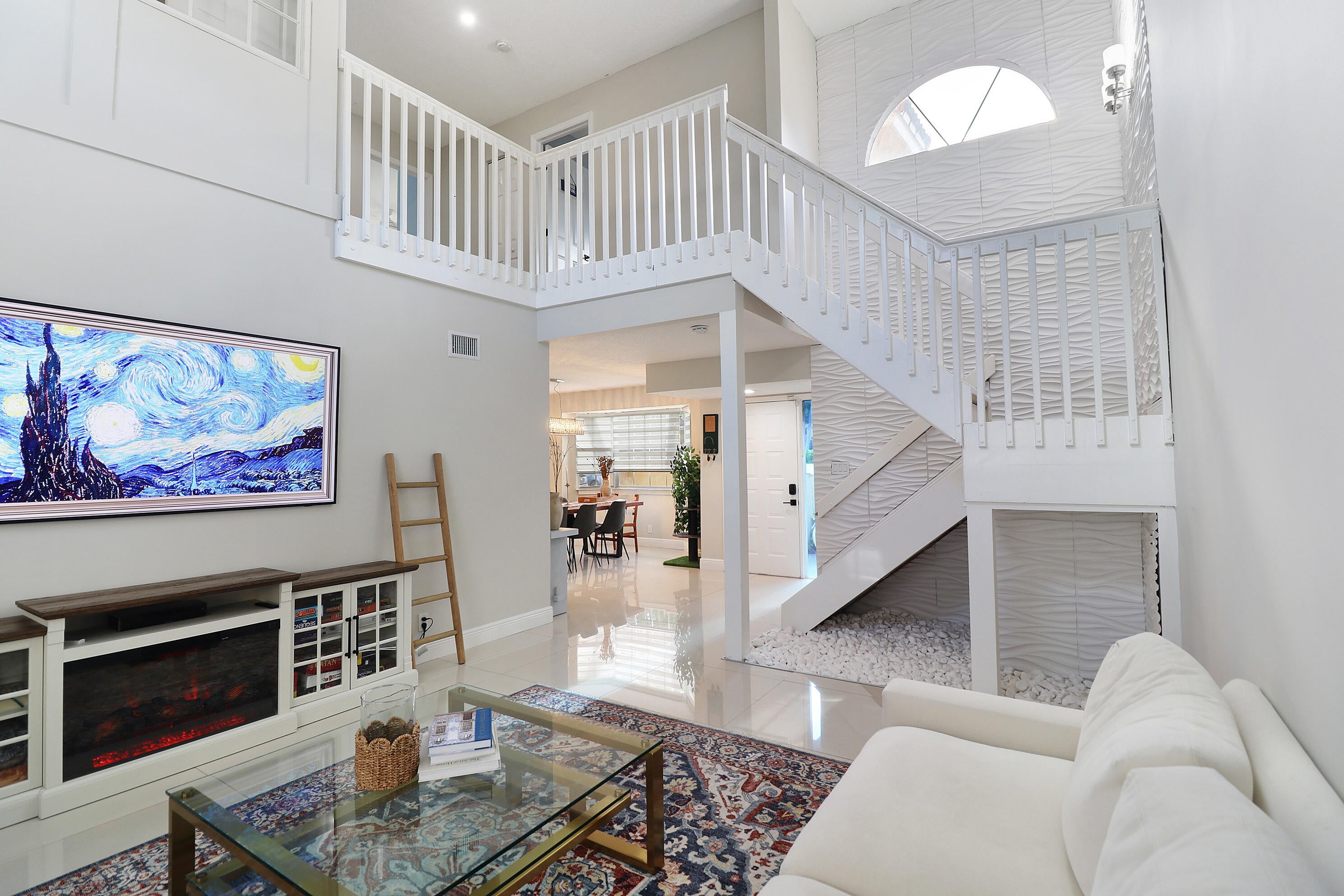 11303 LAKEVIEW Drive 8-M