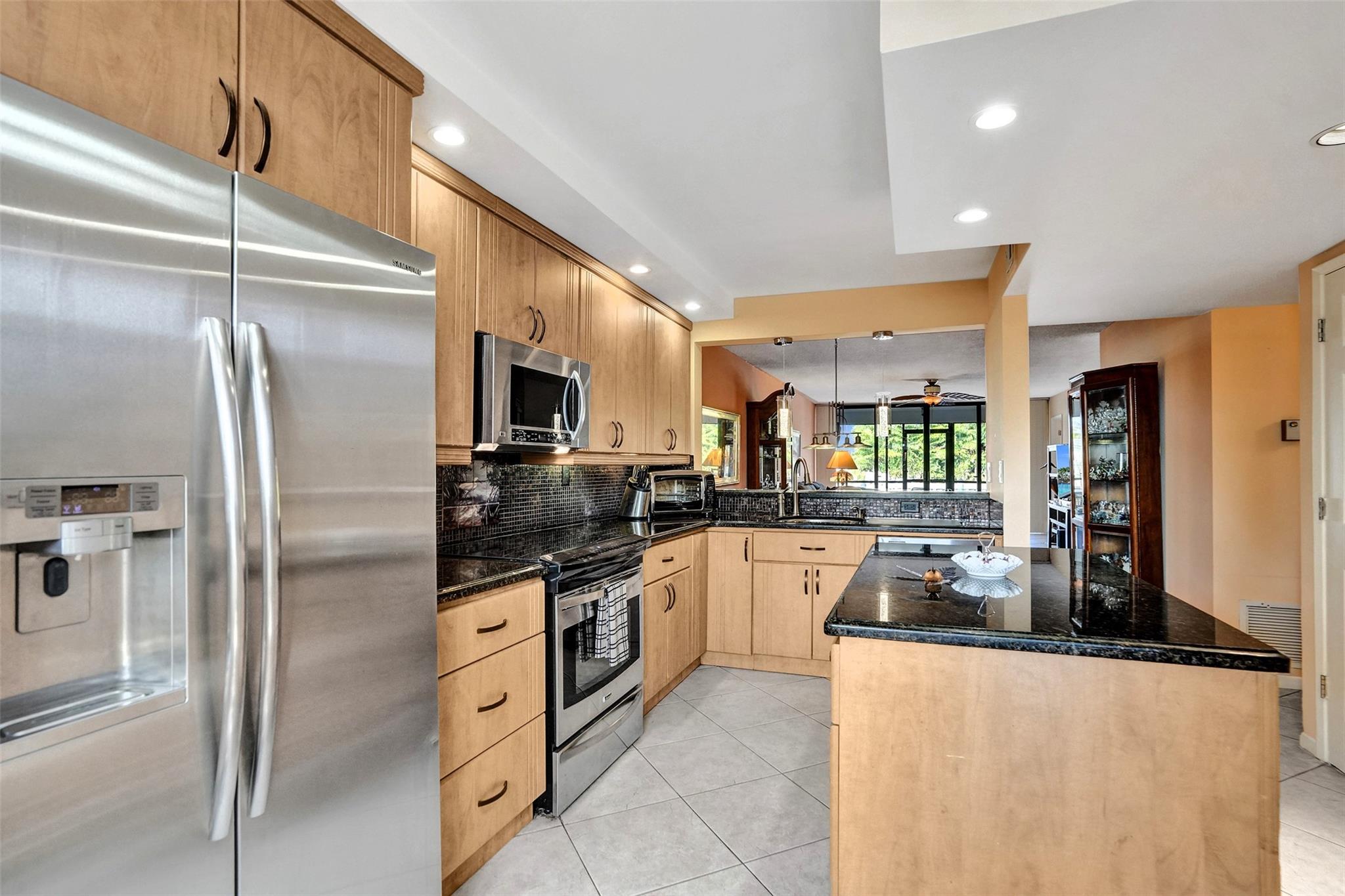1100 SE 5th Ct 85