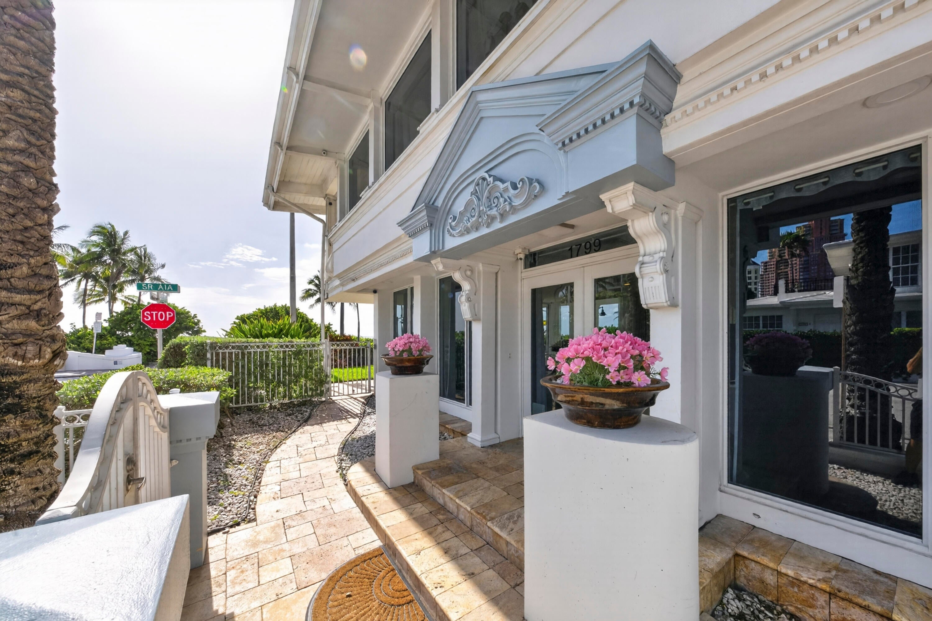 1799 N Fort Lauderdale Beach Boulevard, Fort Lauderdale, FL, 33305/$42,000 3 1799 N Fort Lauderdale Beach Boulevard