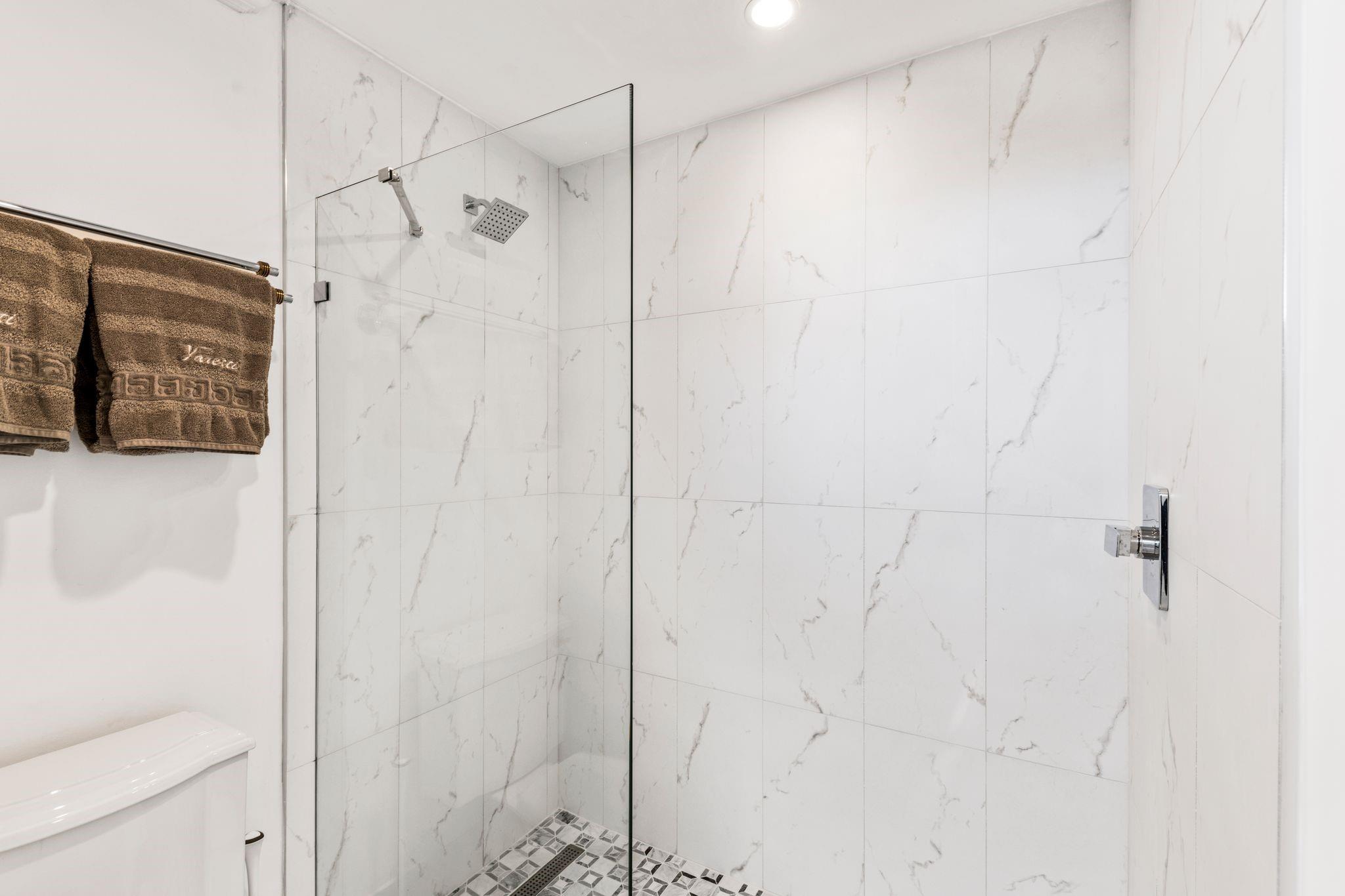 Las Olas By The Sea Ext 7 - Residential Lease