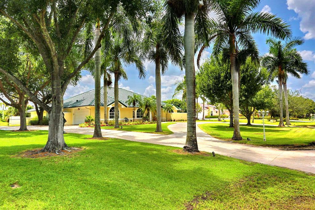 HORSESHOE ACRES WEST - Residential