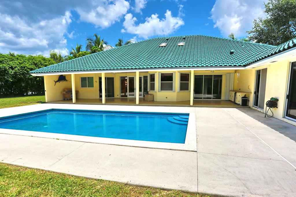 HORSESHOE ACRES WEST - Residential