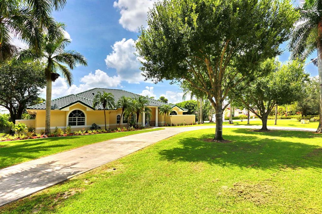 HORSESHOE ACRES WEST - Residential