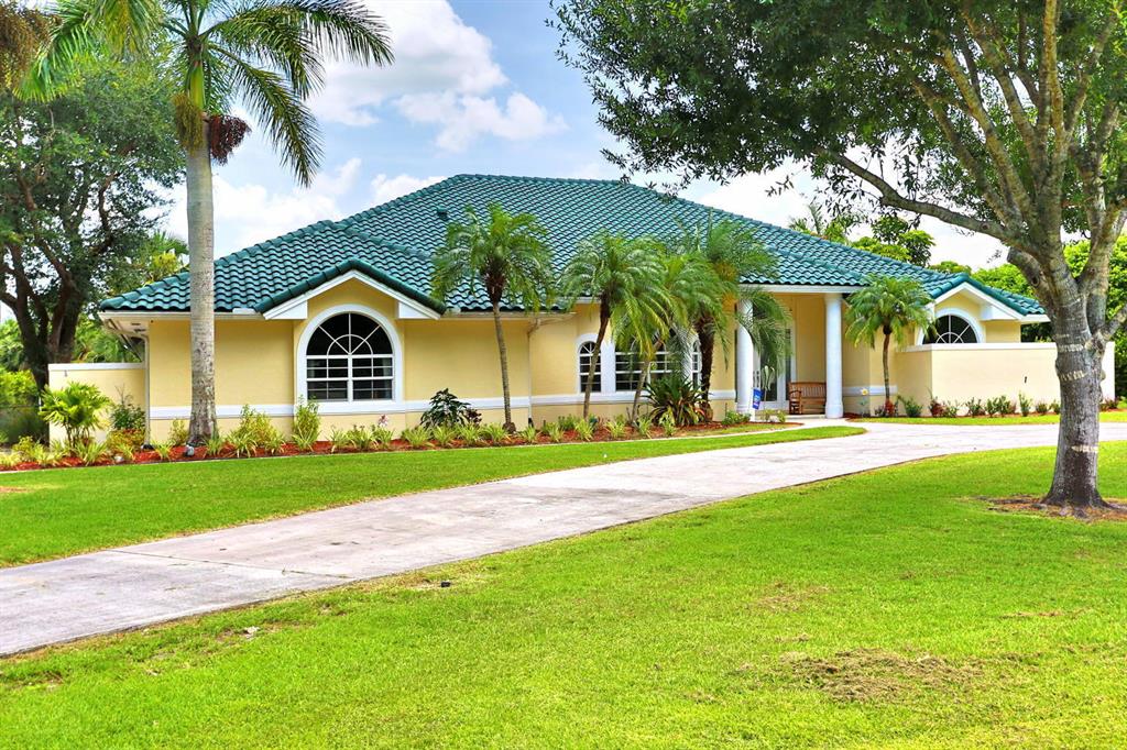 HORSESHOE ACRES WEST - Residential