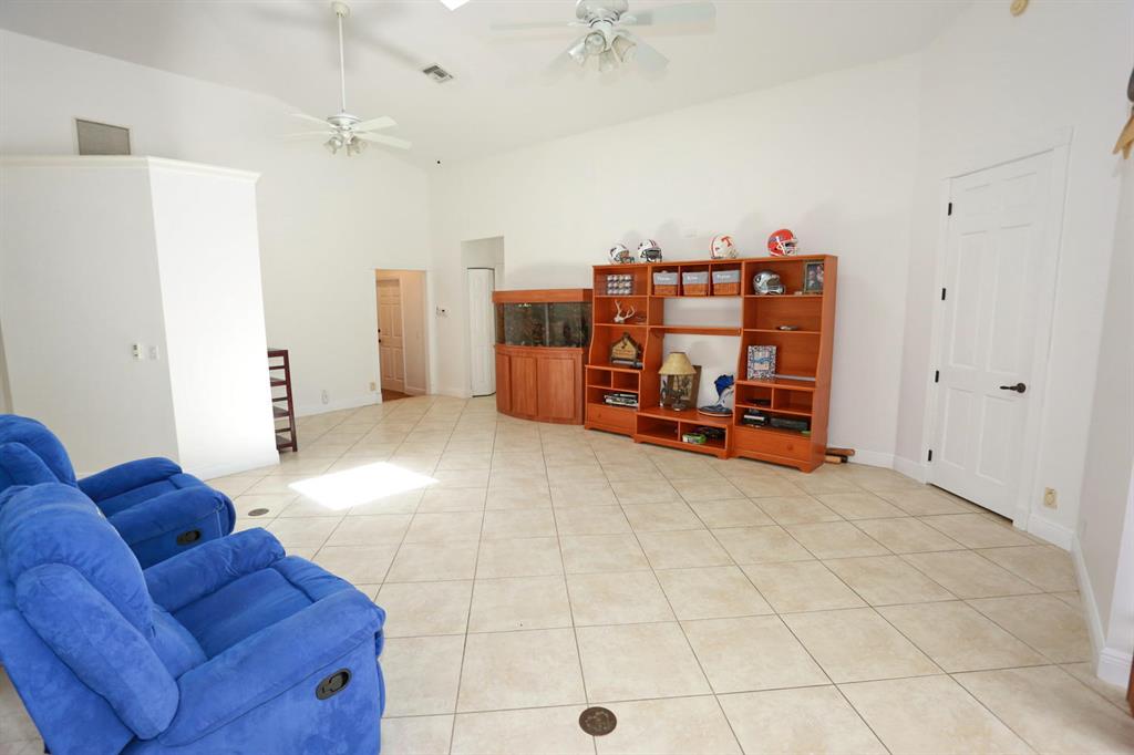 HORSESHOE ACRES WEST - Residential