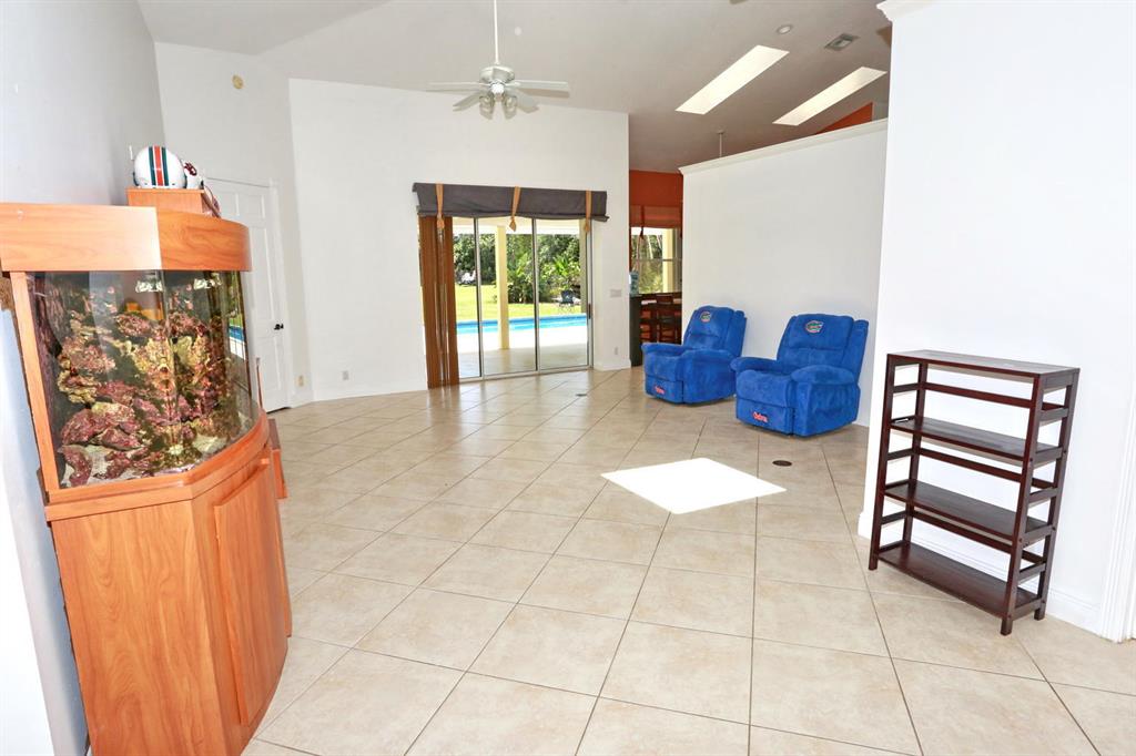 HORSESHOE ACRES WEST - Residential