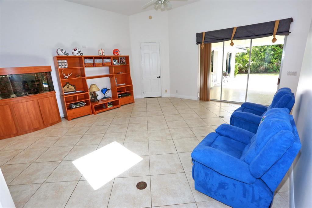 HORSESHOE ACRES WEST - Residential