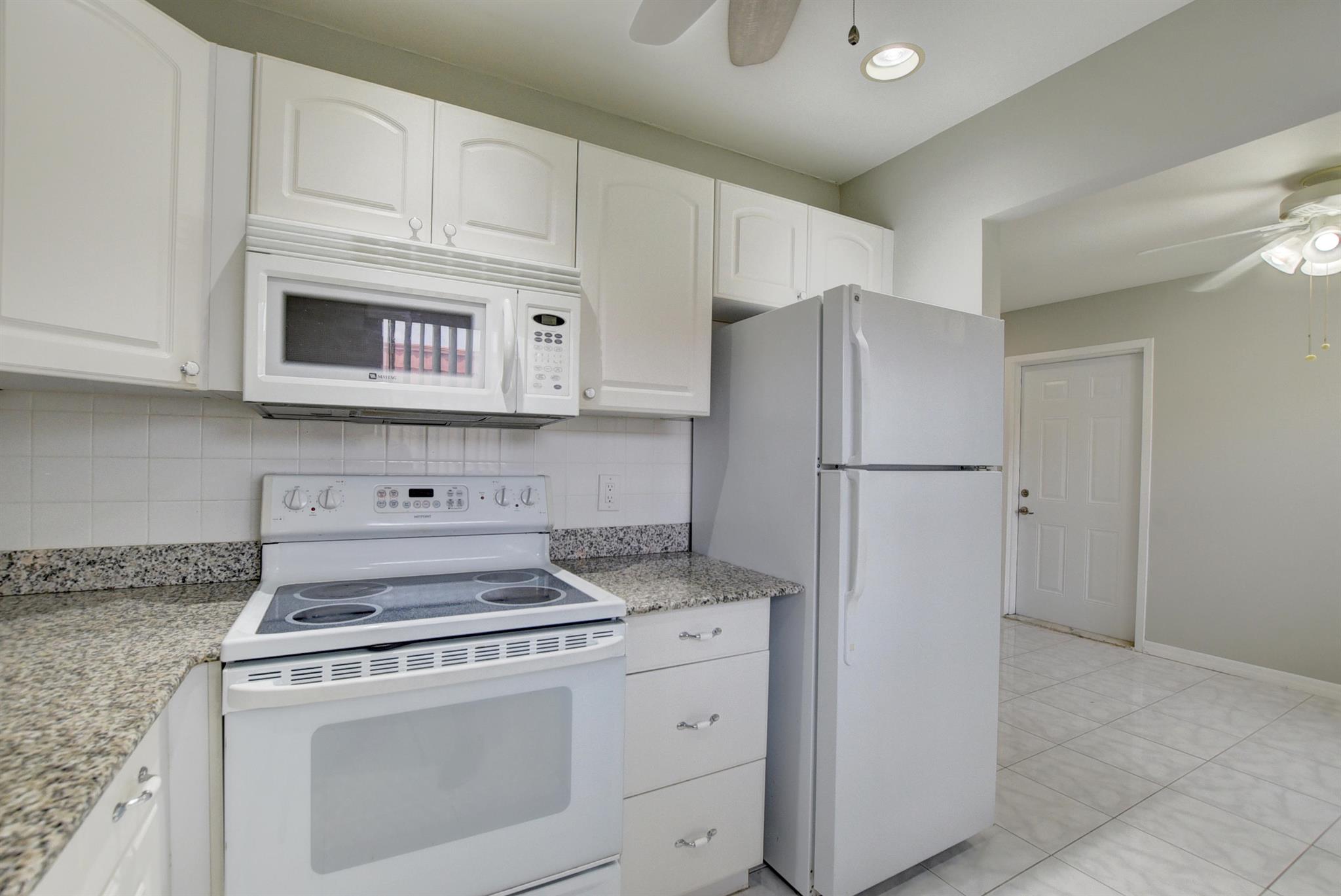 KINGS POINT - Residential Lease