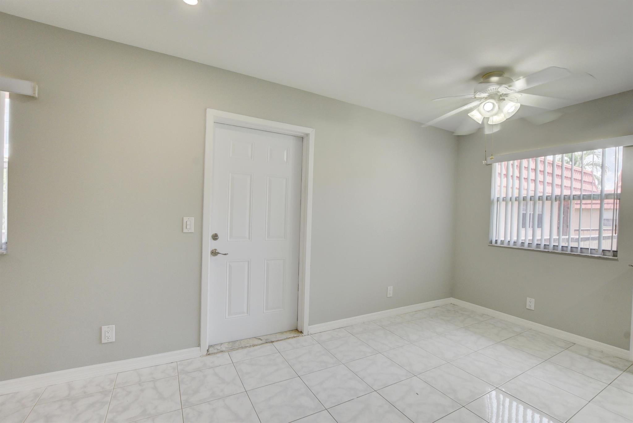 KINGS POINT - Residential Lease