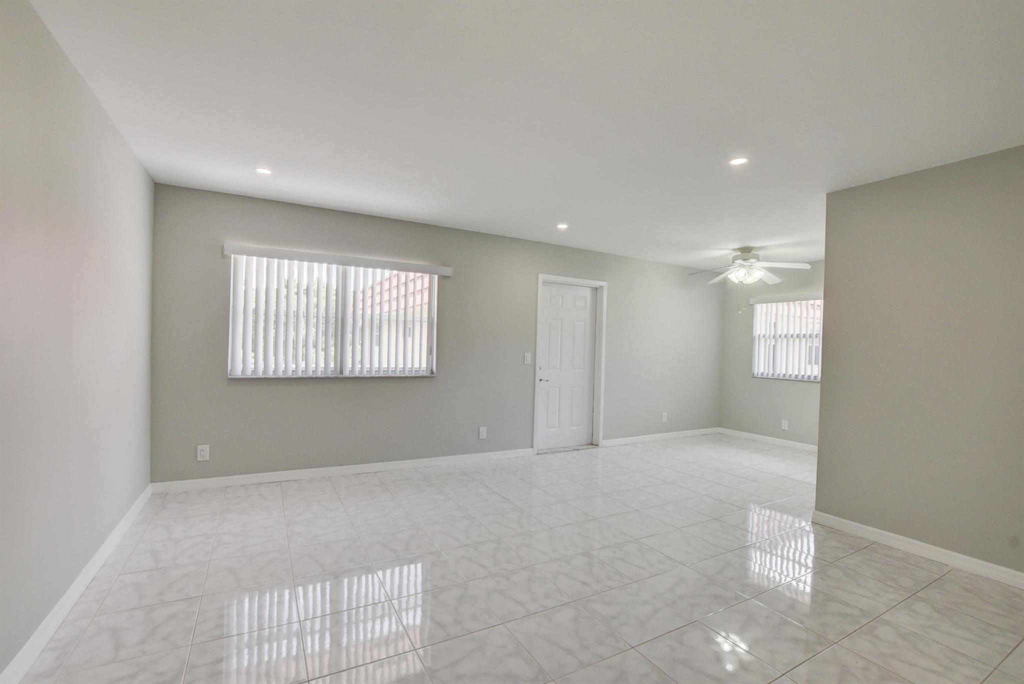 KINGS POINT - Residential Lease
