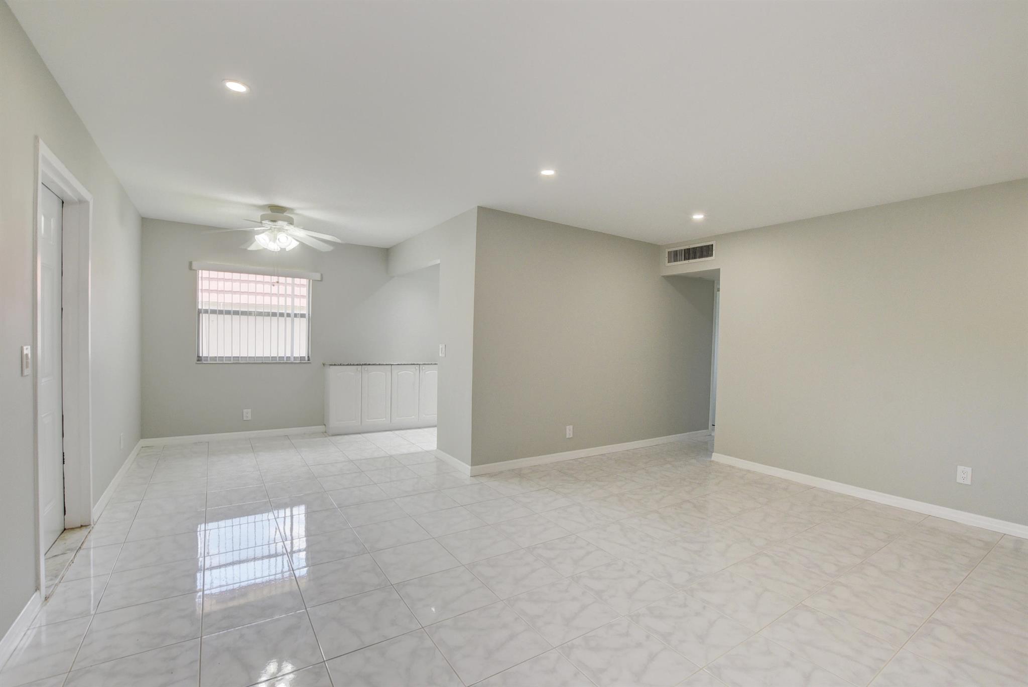 KINGS POINT - Residential Lease