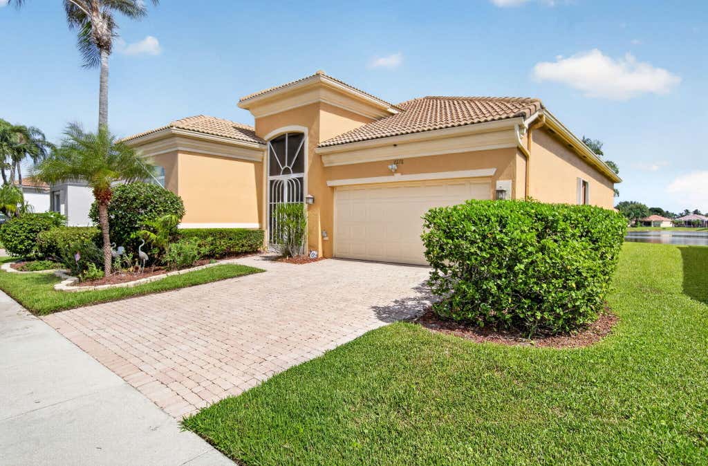 Photo of 7276 Demedici Circle, Delray Beach, FL 33446 (MLS # B26063435)