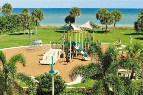 Tiny photo for 1455 15TH Avenue, Vero Beach, FL 32960 (MLS # B26054130)
