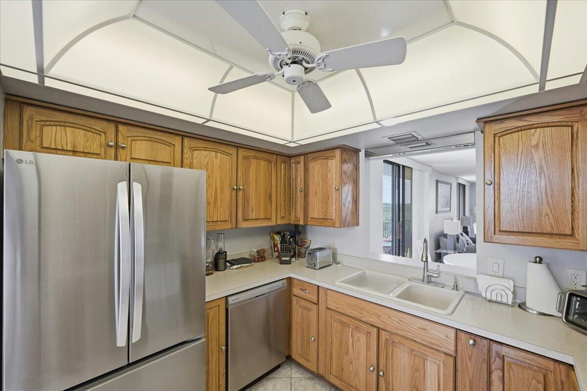 BRYN MAWR OCEAN TOWERS, A CONDOMINIUM - Residential