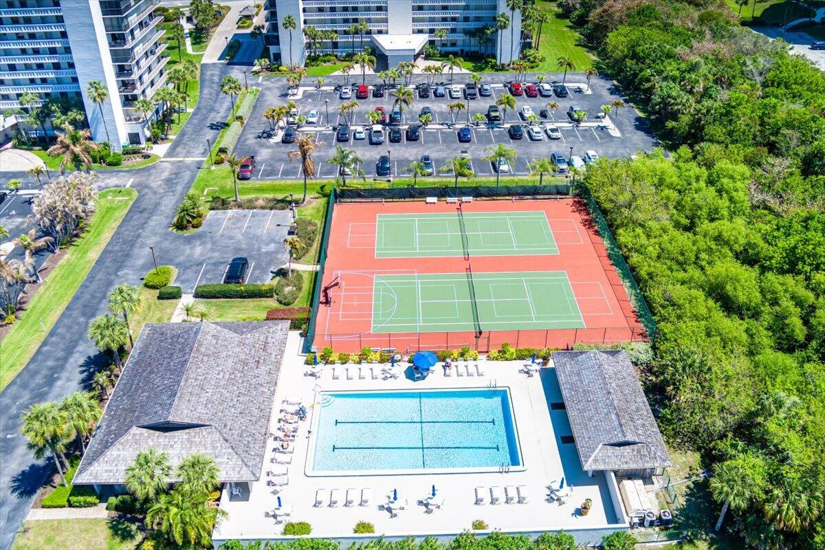 BRYN MAWR OCEAN TOWERS, A CONDOMINIUM - Residential