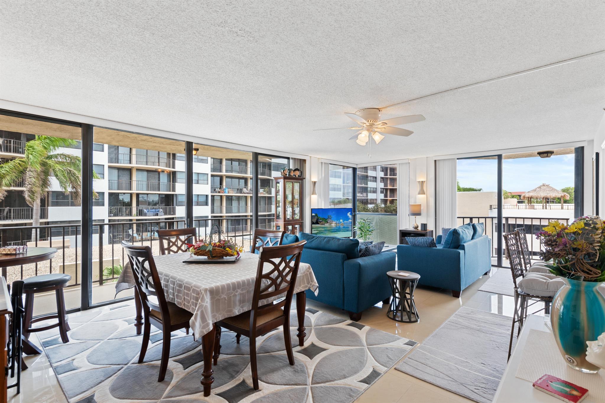 899 Jeffery Street 301