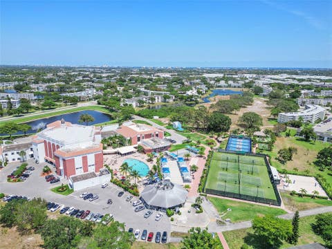 Tiny photo for 190 Oakridge M, Deerfield Beach, FL 33442 (MLS # B26012287)
