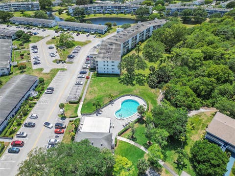 Tiny photo for 190 Oakridge M, Deerfield Beach, FL 33442 (MLS # B26012287)