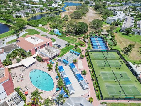 Tiny photo for 190 Oakridge M, Deerfield Beach, FL 33442 (MLS # B26012287)