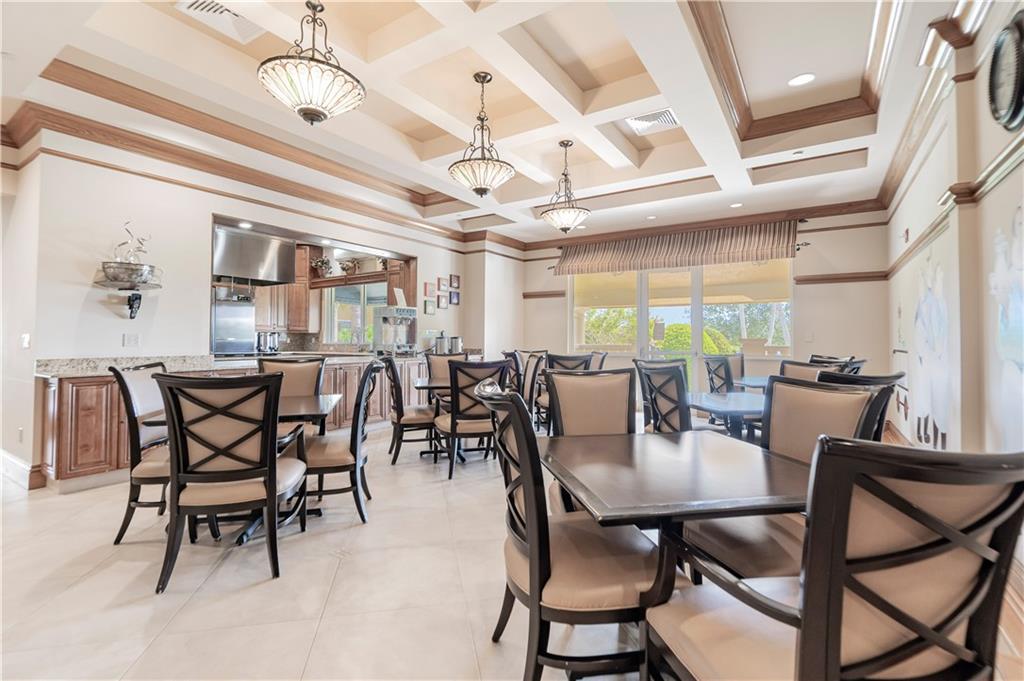 Valencia Lakes - Residential