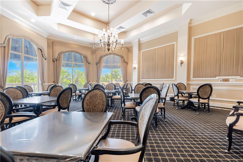 Valencia Lakes - Residential