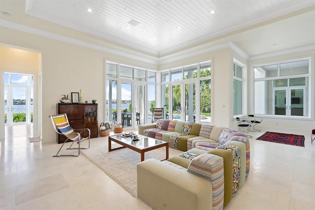 POINT MANALAPAN 9 - Residential