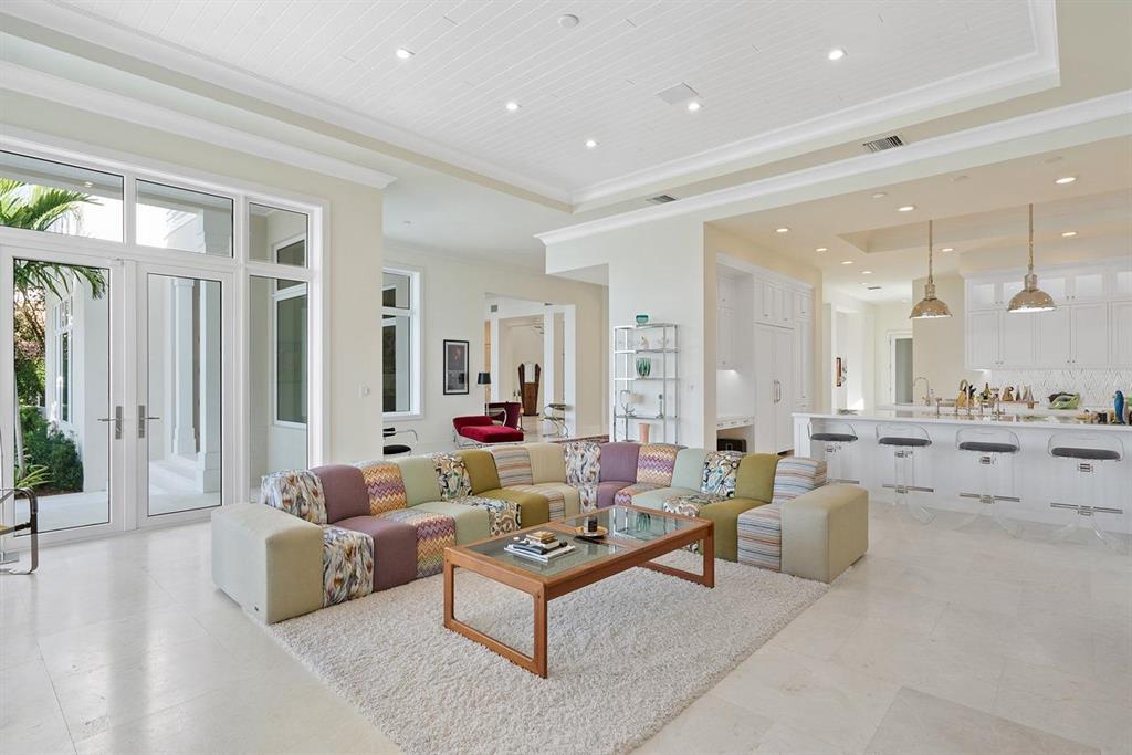 POINT MANALAPAN 9 - Residential