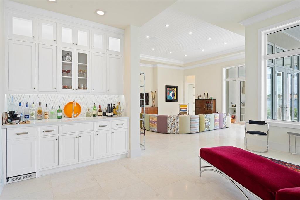 POINT MANALAPAN 9 - Residential