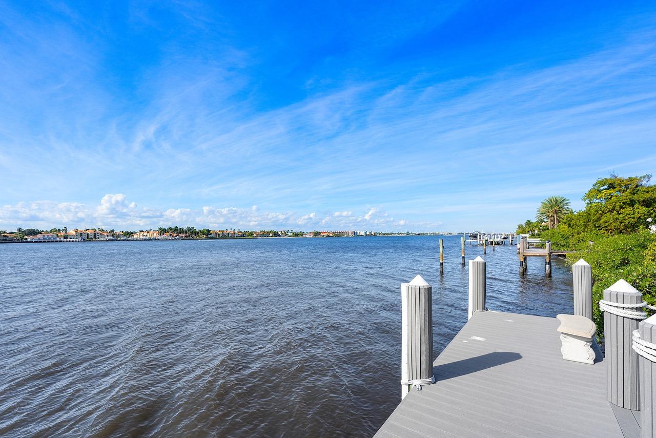 POINT MANALAPAN 9 - Residential