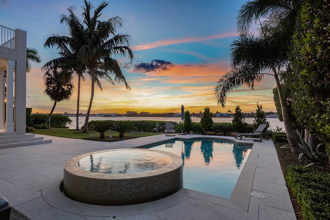 POINT MANALAPAN 9 - Residential