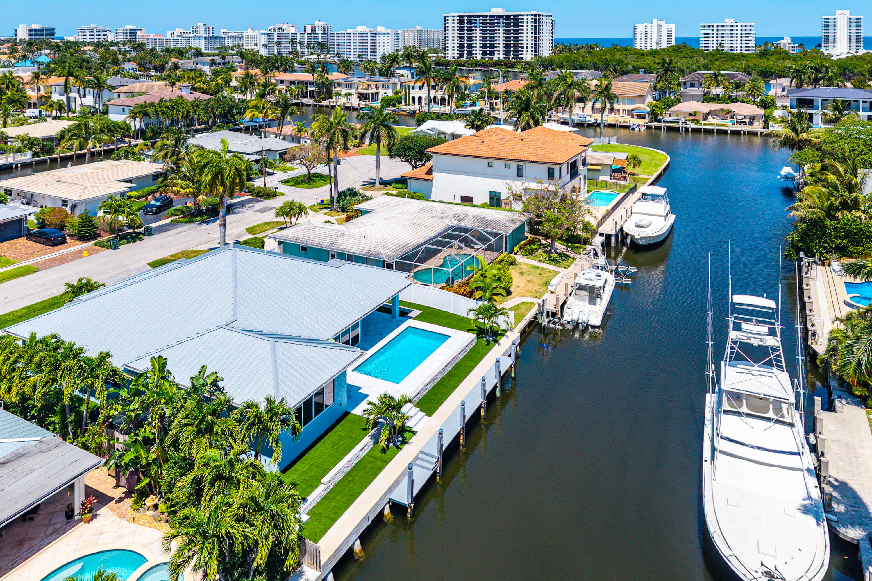 BOCA HARBOUR - Residential