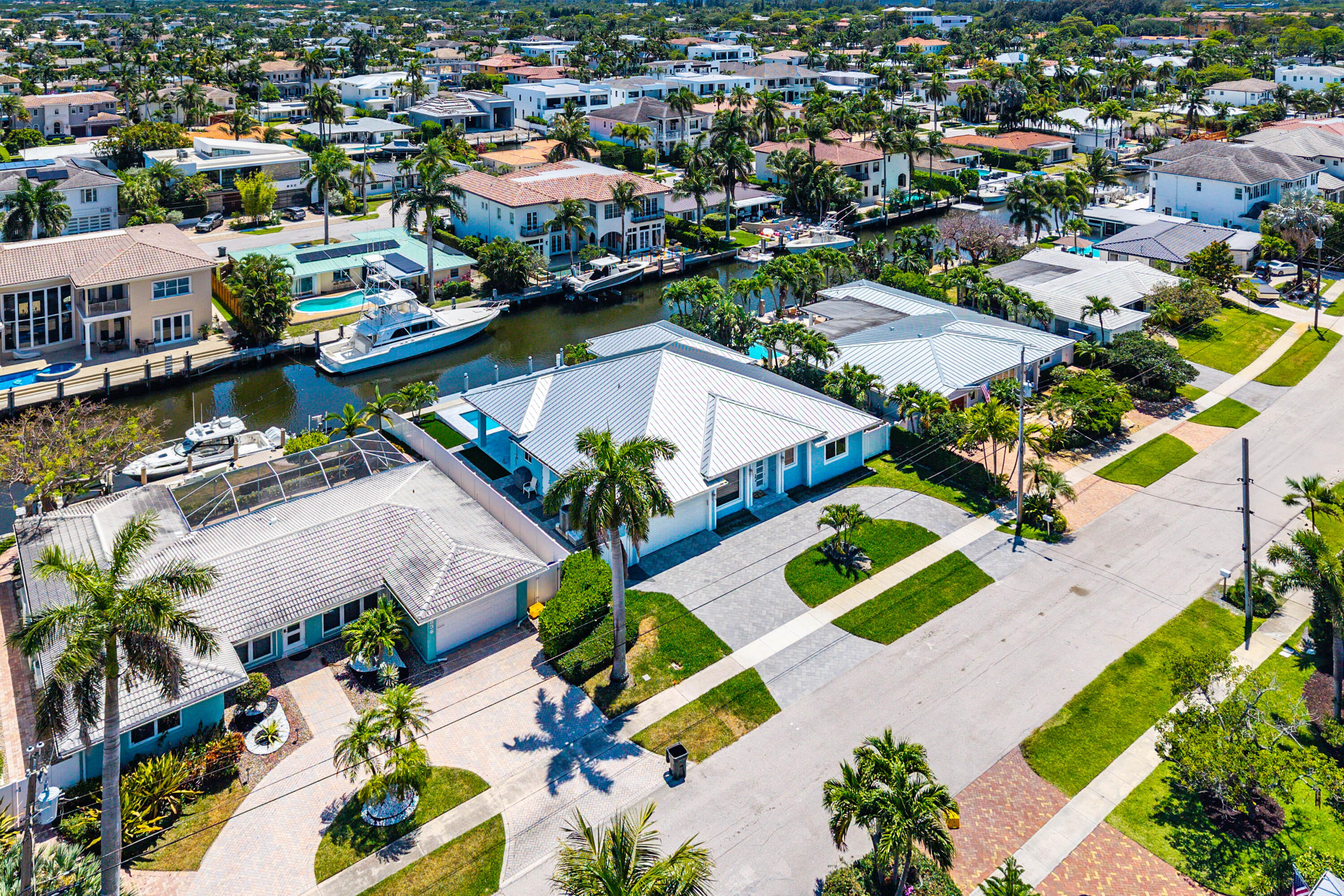 BOCA HARBOUR - Residential