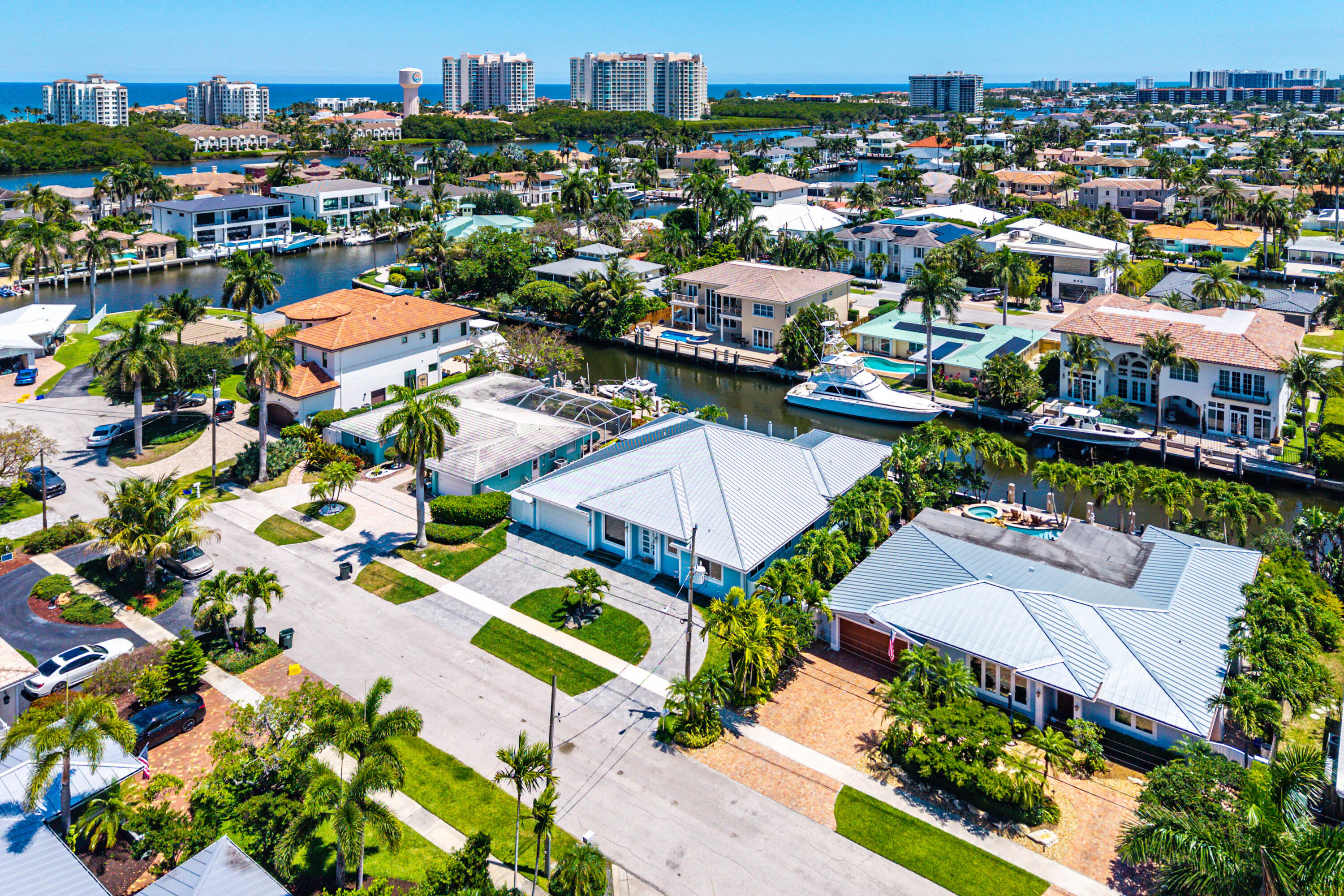 BOCA HARBOUR - Residential