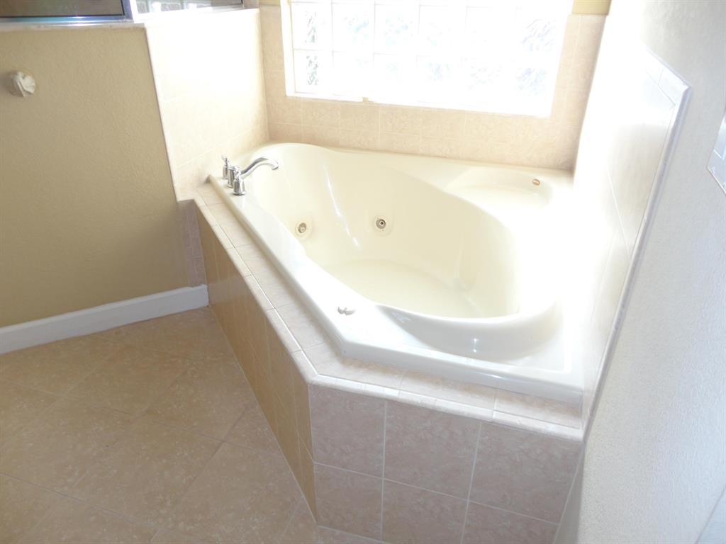 ST JAMES GOLF CLUB POD E PHASE II - Residential Lease