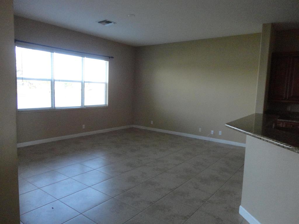 ST JAMES GOLF CLUB POD E PHASE II - Residential Lease