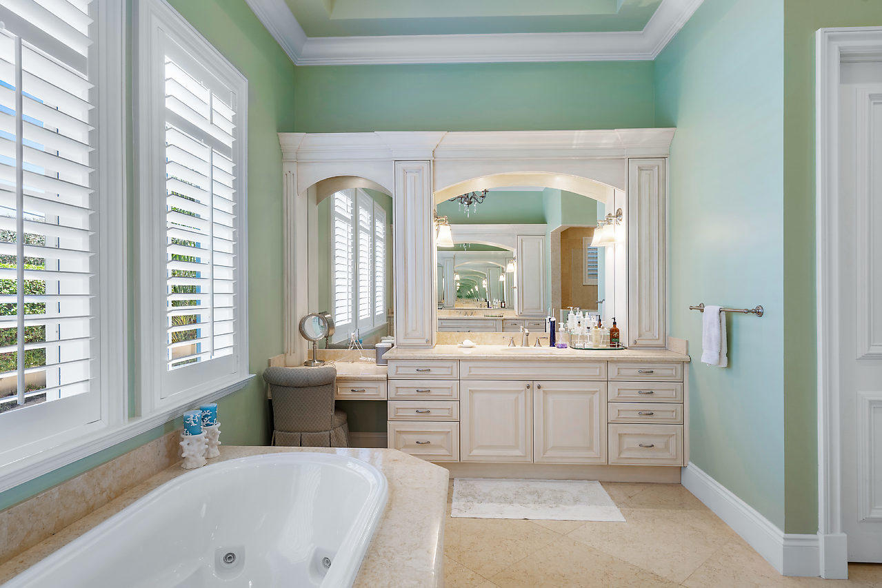 DELRAY ISLE - Residential