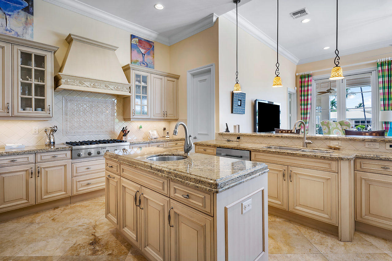 DELRAY ISLE - Residential