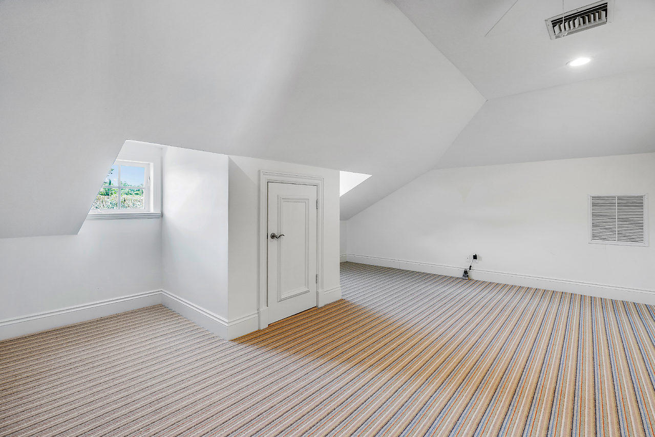 DELRAY ISLE - Residential