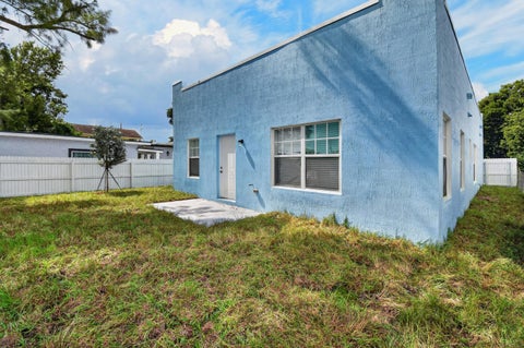 Tiny photo for 3804 Greenwood Avenue, West Palm Beach, FL 33407 (MLS # B26090450)