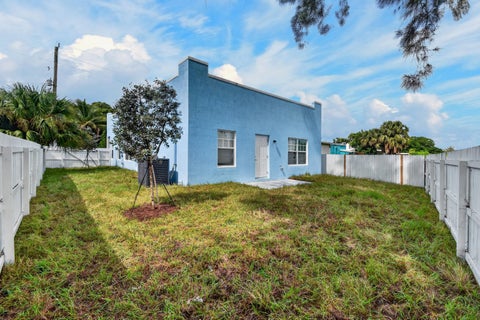 Tiny photo for 3804 Greenwood Avenue, West Palm Beach, FL 33407 (MLS # B26090450)