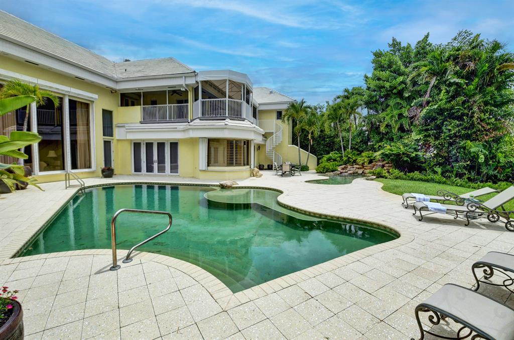 ST ANDREWS COUNTRY CLUB - Residential