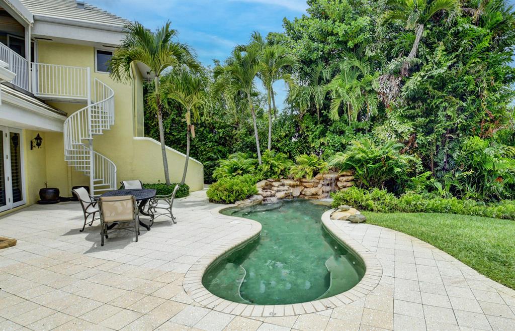 ST ANDREWS COUNTRY CLUB - Residential