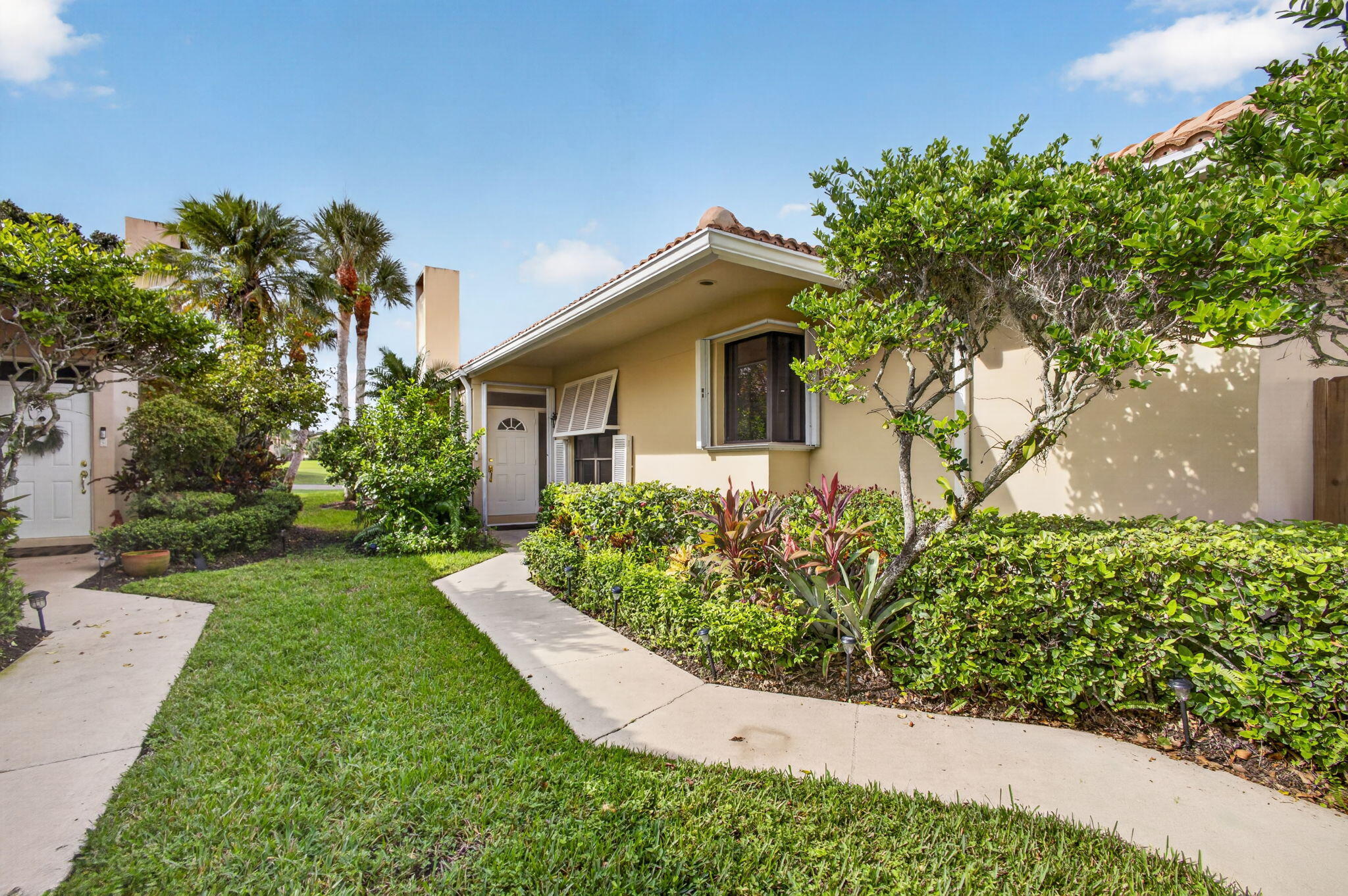 287 OLD MEADOW Way