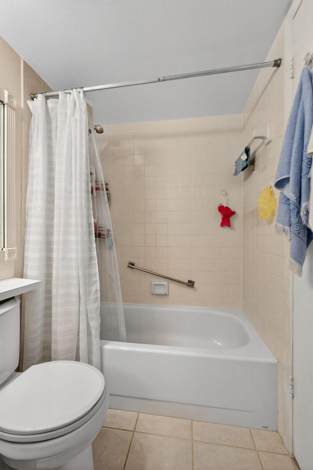 PINE RIDGE III CONDO - Residential