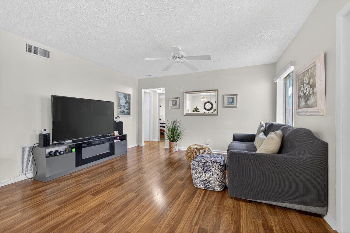 PINE RIDGE III CONDO - Residential