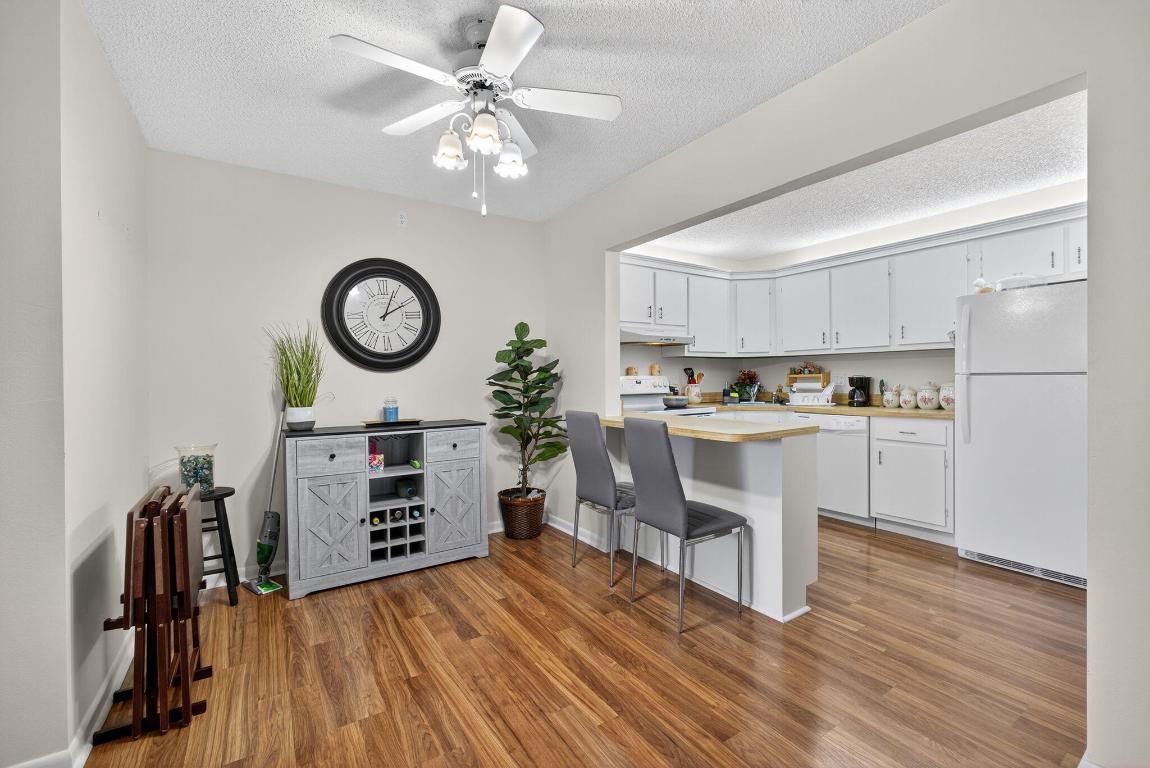 PINE RIDGE III CONDO - Residential