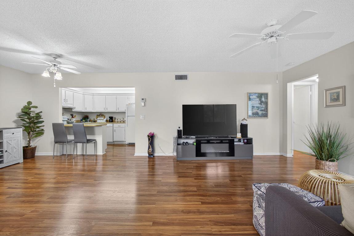 PINE RIDGE III CONDO - Residential