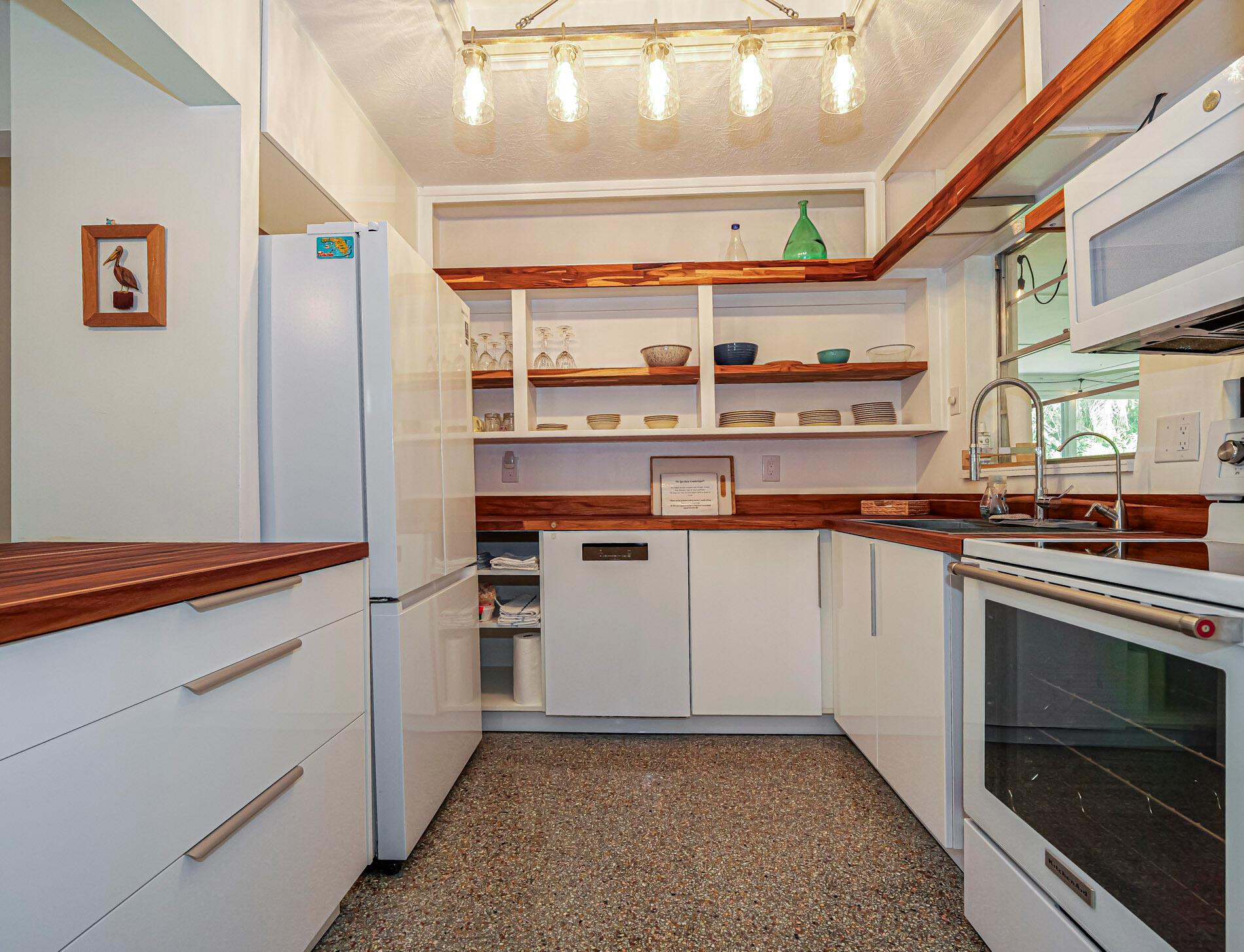 PINE-METTO PARK - Residential